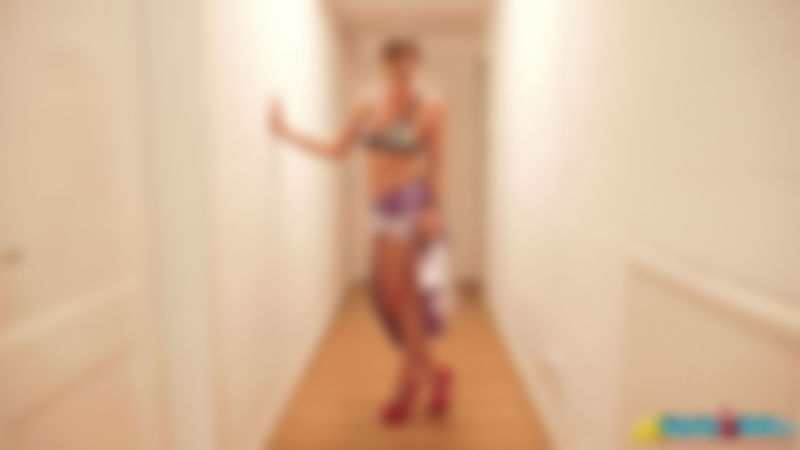 Lucy Lauren "Elegant Striptease"