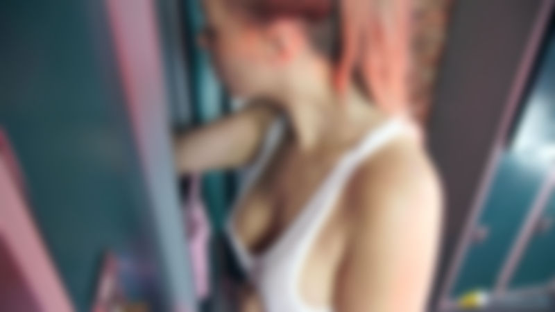Beth "Tits On Camera"