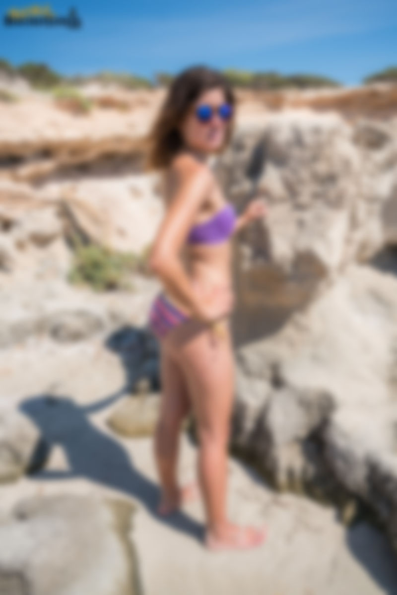 Emma D – 25yo – Purple Top Bikini