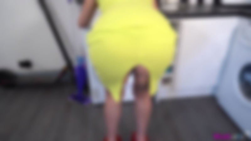 Epiphany Jones "Fuck The Maintenance Man"