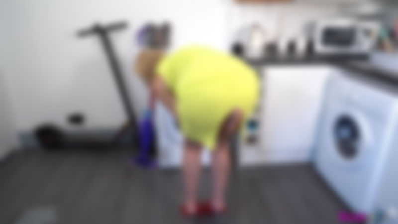 Epiphany Jones "Fuck The Maintenance Man"