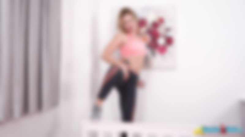 Lucy Lauren "Energised Bopping"