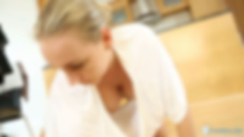 Hayley-Marie Coppin "Cleaner Cleavage"