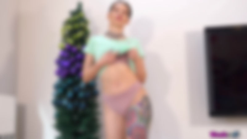 Keeley "Christmas CUMS Early"