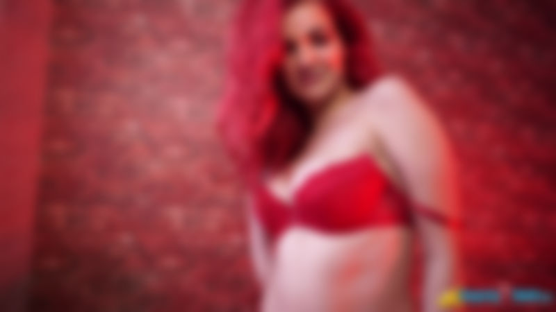 Dolly "Private Lap Dance"