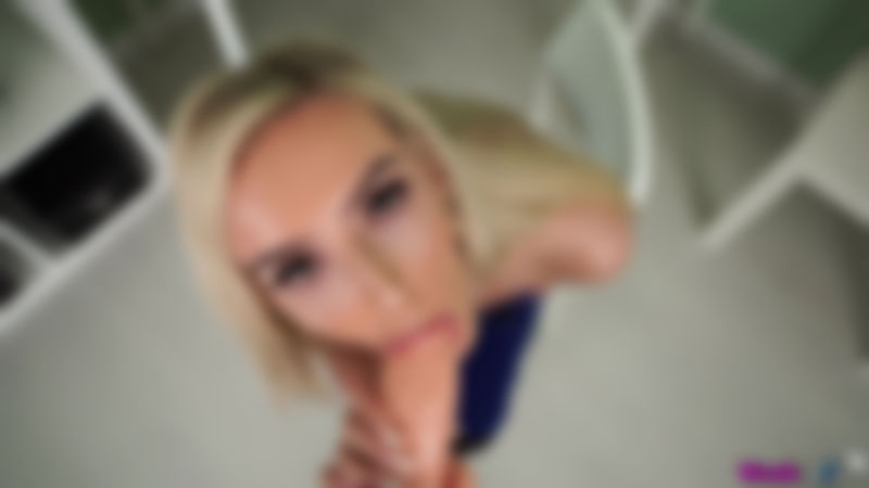 Naomi "Step Favours:Pt2"