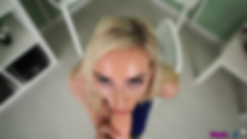 Naomi "Step Favours:Pt2"