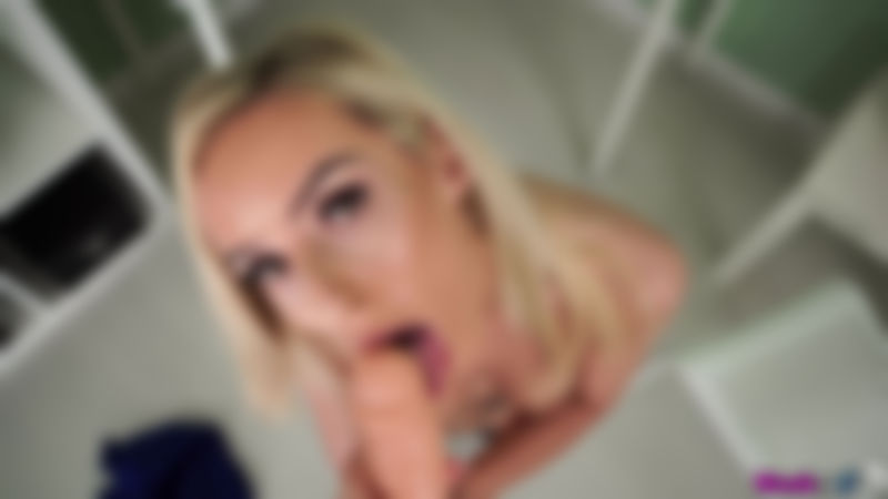 Naomi "Step Favours:Pt2"