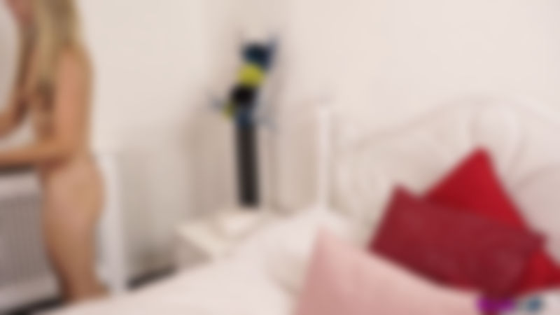 Chloe Toy "Bedtime Wank:Pt1"
