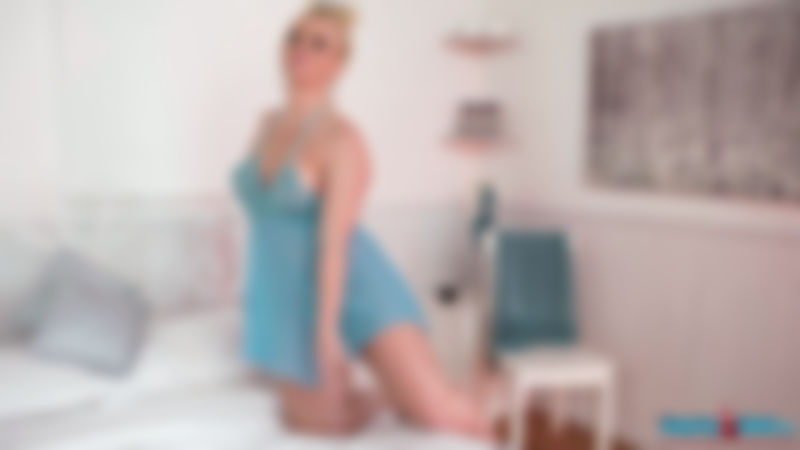 Nikki Lee "Charitable Striptease"