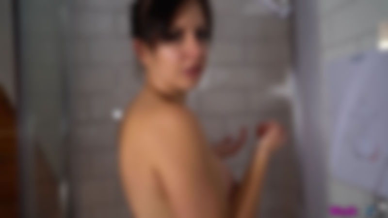 Tindra Frost "Step Bro Shower Perv"