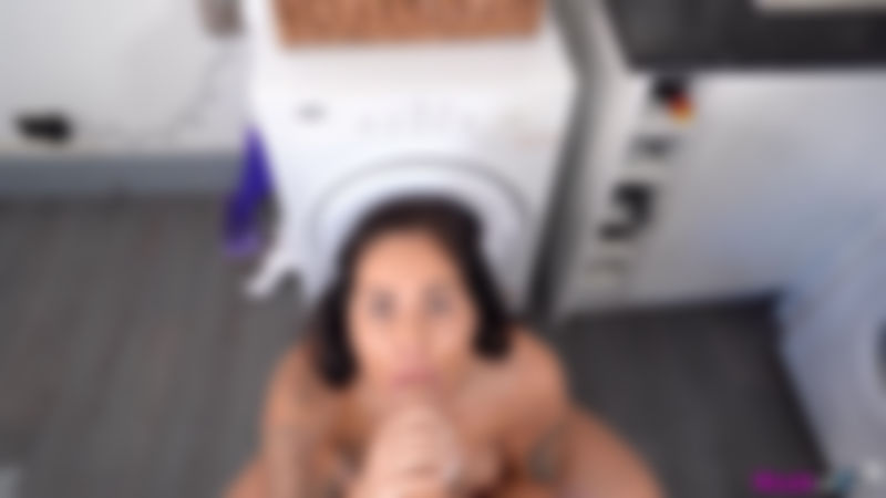 Ella Roxx "Dirty Housewife"
