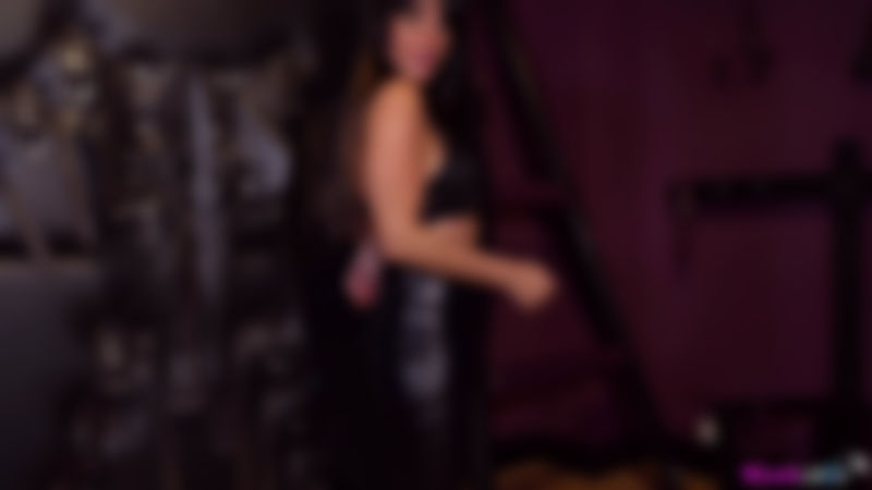 Shelly "Wank For Your Mistress: P2"