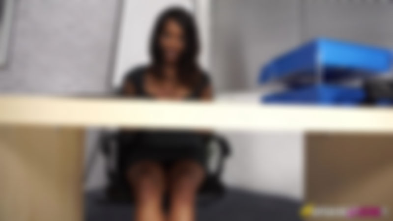 Kiki Minaj "Peeping Under The Desk"