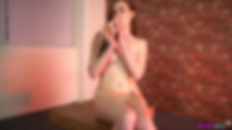 Honour May "3 Minute Wank Challenge"