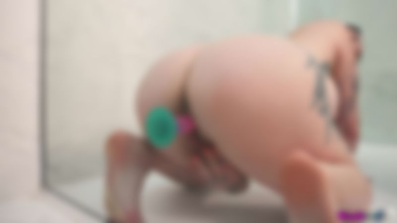 HORNY SHOWER