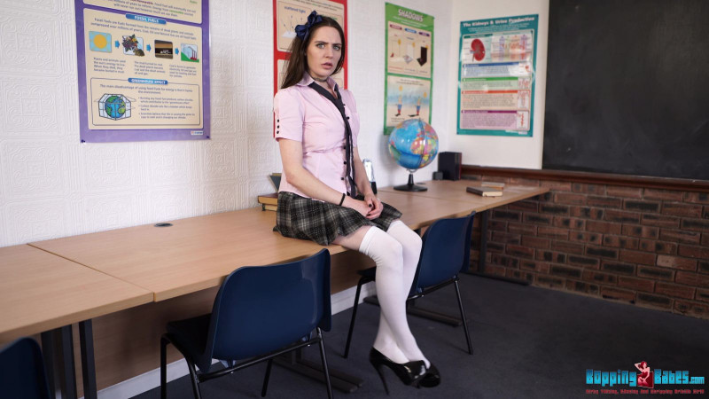 Samantha Bentley "College Cock Drainer"