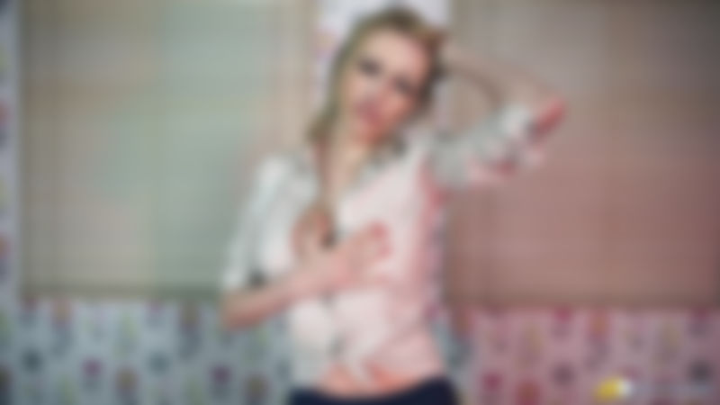 Amber Jayne "Are You Getting Hard?"