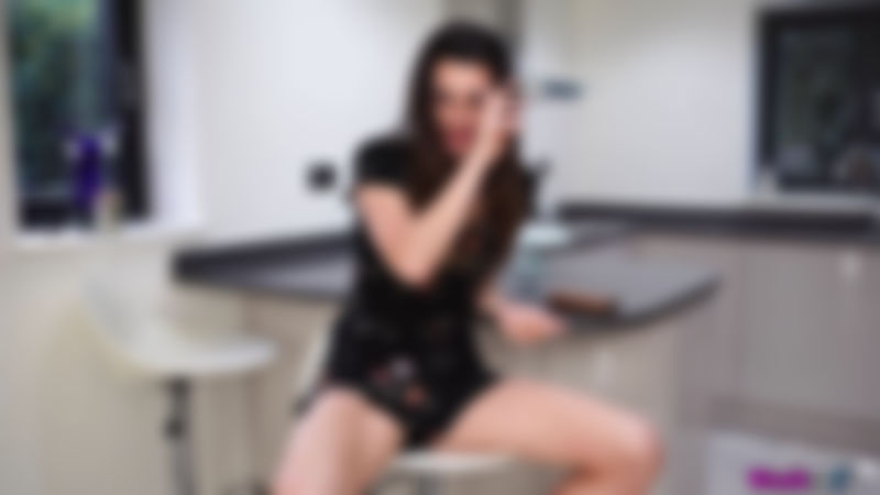 Laura "I'm No Tease"
