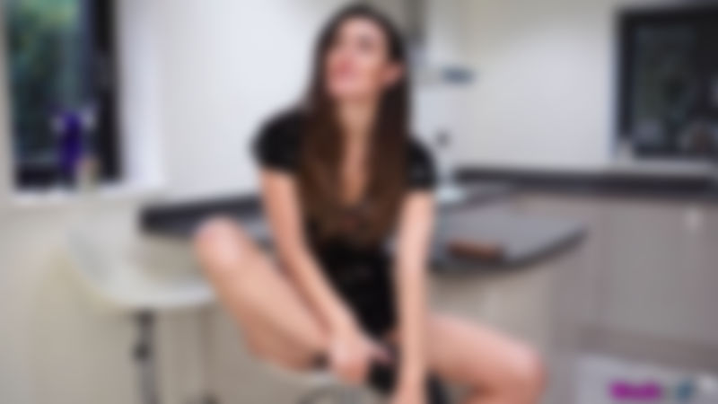 Laura "I'm No Tease"