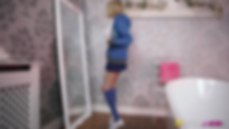 Amber Jayne "Housemate's Fuck Pole"
