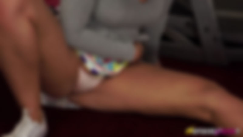 Kara And Harley "Ass Workout"