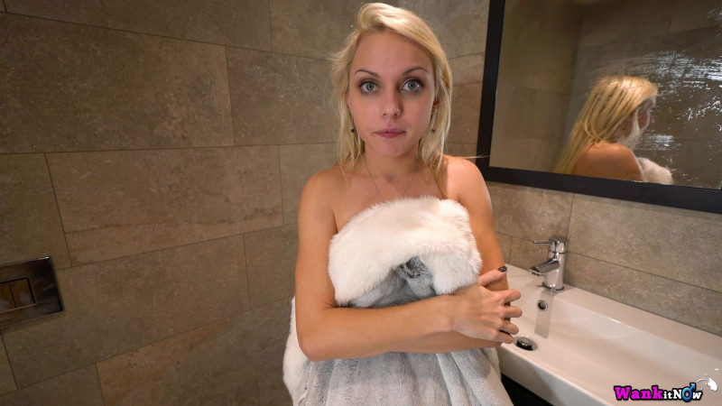 Chloe Toy "Sneaky Shower:Pt1"