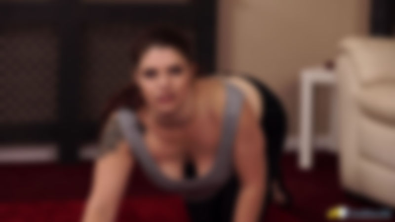 Lucia Love "Messy Wank"