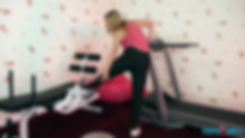 Sophie Star "Cheeky Workout"