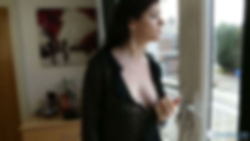 Rihanna "Waiting On Some Tits"