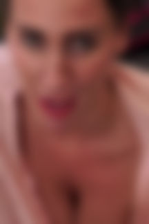 Tammie Lee "Girlfriend's Best Friend"