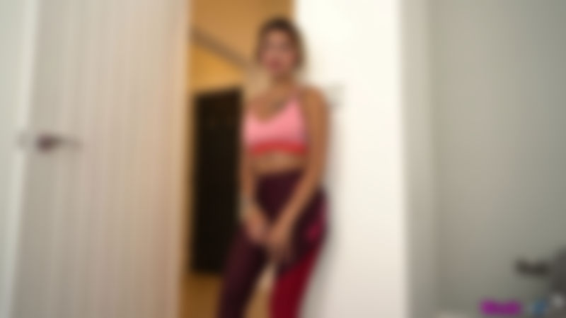 Selene "Come The Gym With Me"