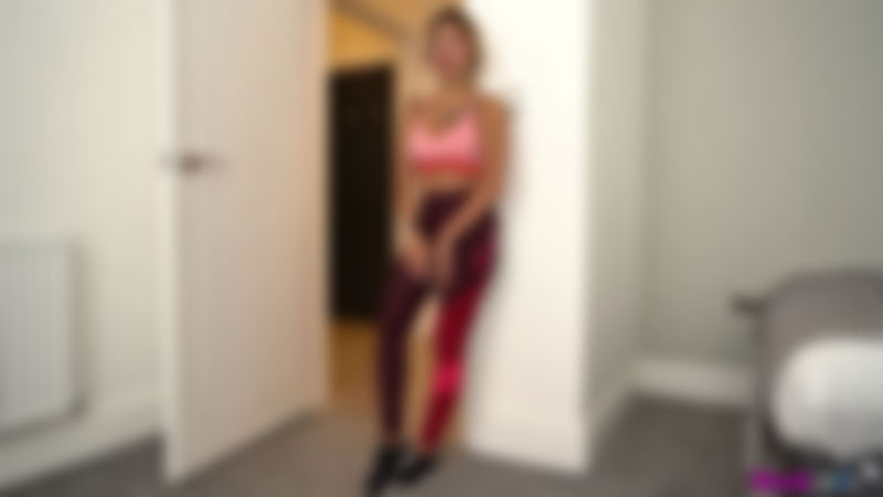Selene "Come The Gym With Me"