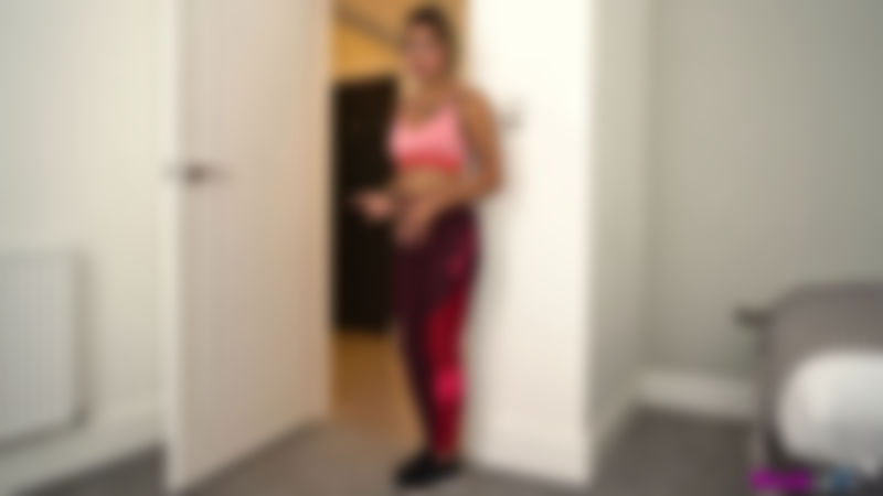 Selene "Come The Gym With Me"