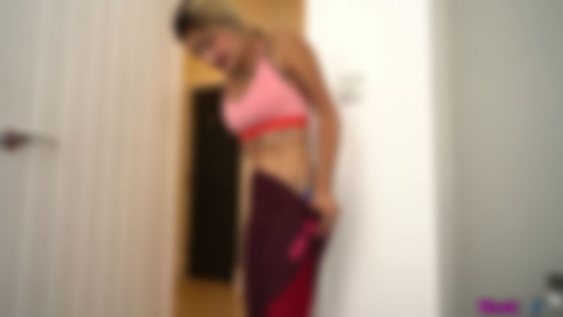 Selene "Come The Gym With Me"