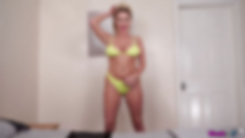 Georgie Lyall "Wanking In My Panties"