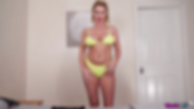 Georgie Lyall "Wanking In My Panties"