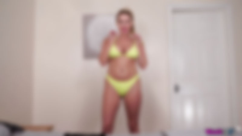 Georgie Lyall "Wanking In My Panties"
