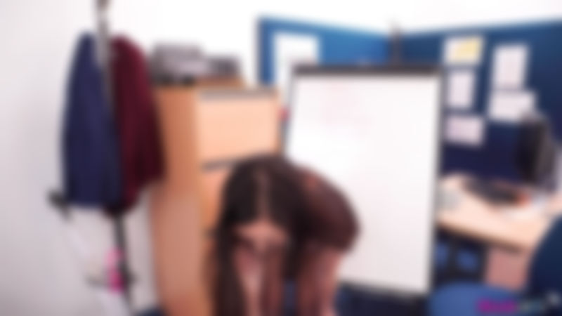 Sophia Smith "Inappropriate Workplace Wank"
