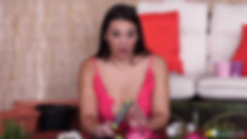 Sophie Parker "Garden Wank"