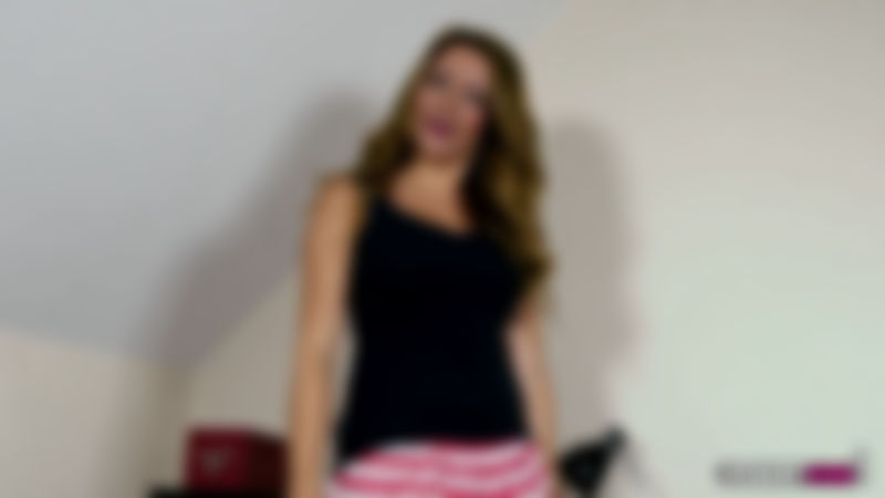 PENNY L Upskirt Turn-on