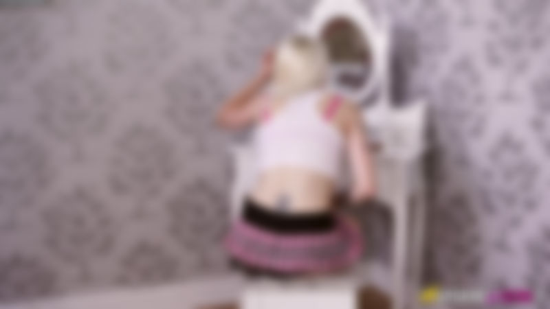 Ashleigh Doll "A Big Tease"