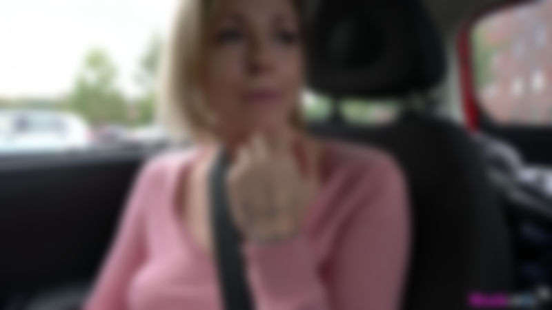 Lucy Lauren "Pussy Park"