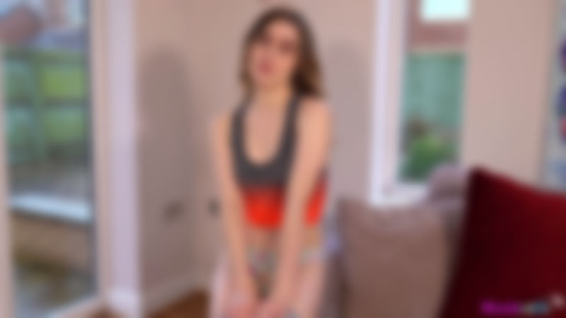 Lola Rae "Fake Workout"