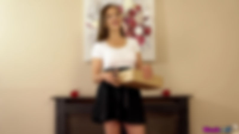 Tindra Frost "Dildo Delivery"