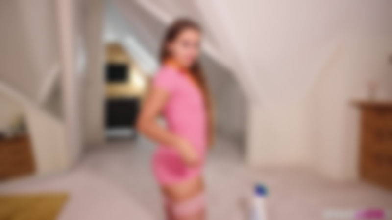 SEXY UPSKIRT VIEW