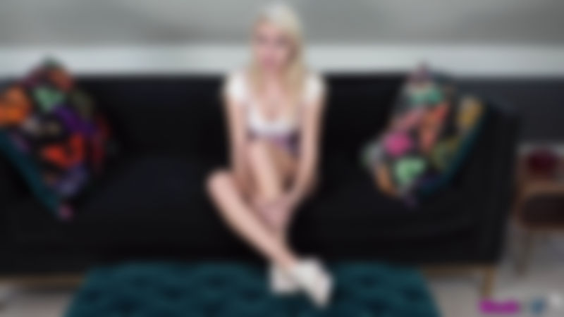 Chloe Toy "Bad Babysitter"