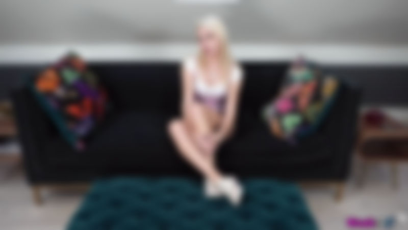 Chloe Toy "Bad Babysitter"