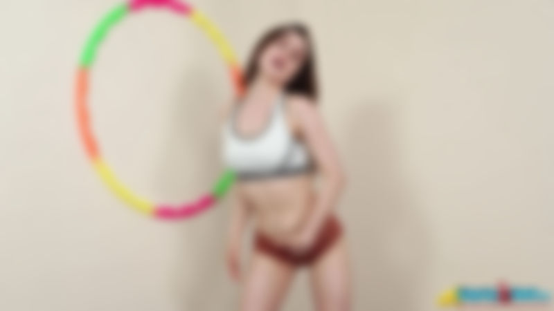 Lola Rae "Bouncing Around"