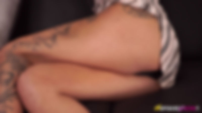 Laura "Upskirt Fetish"